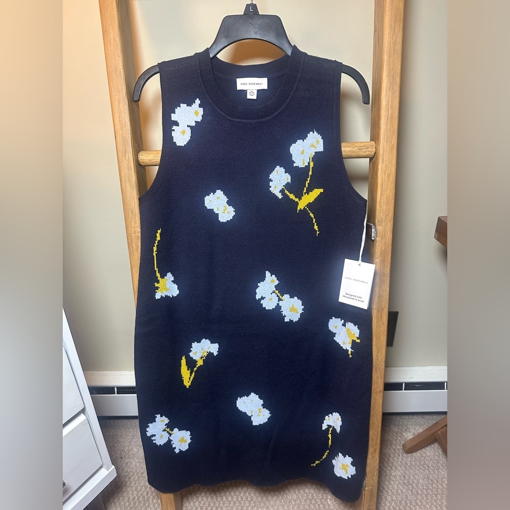 Free Assembly Woman’s Sweater Dress, NWT